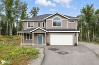 Building Photo - Charming & Updated 4BD/2.5BA!