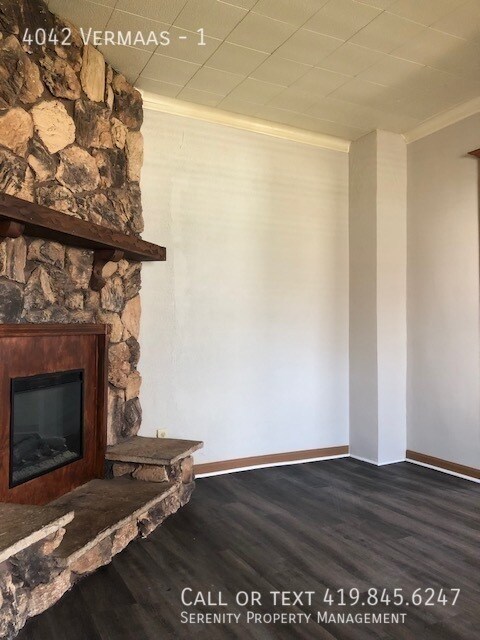 Building Photo - Cozy 1-bedroom Duplex!