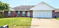 Building Photo - Showings Available