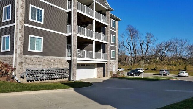 Building Photo - $1,310 | 1 Bedroom, 1 Bathroom Condo | No Pets* | Available for a February 6th, 2026 Move In!