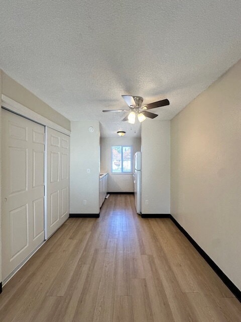 Building Photo - 2-Bedroom Upstairs Corner Unit; 1-Bath