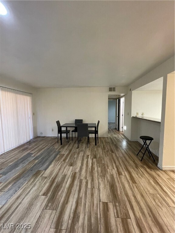Building Photo - 5207 Indian River Dr