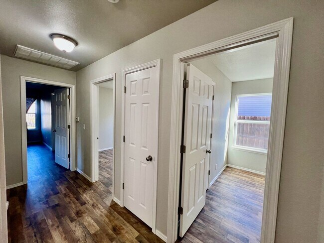 Building Photo - Well-maintained 3-bedroom, 2-bath single-story home built in 2016.