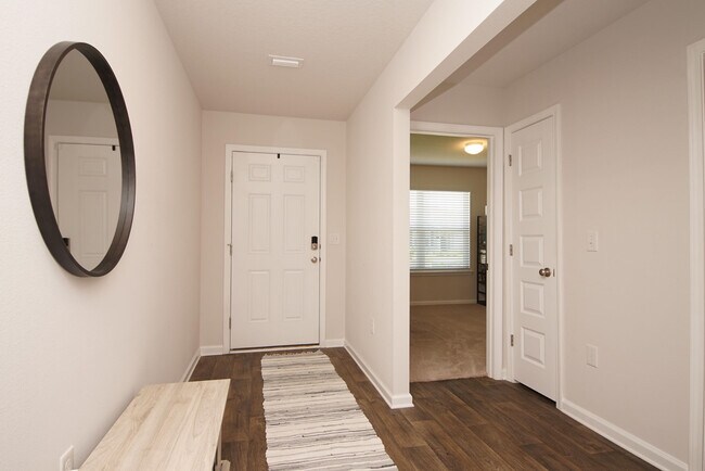 Building Photo - 334 This Way