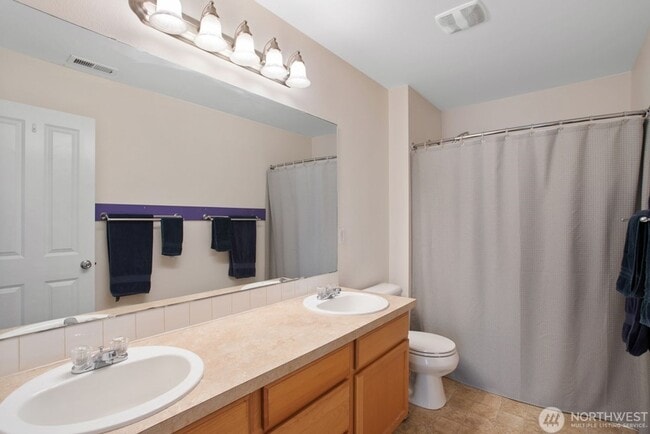 Building Photo - Gorgeous home in Snohomish available 9/15/...