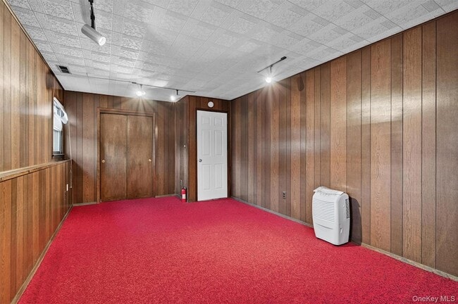 Building Photo - 8 Badami Dr