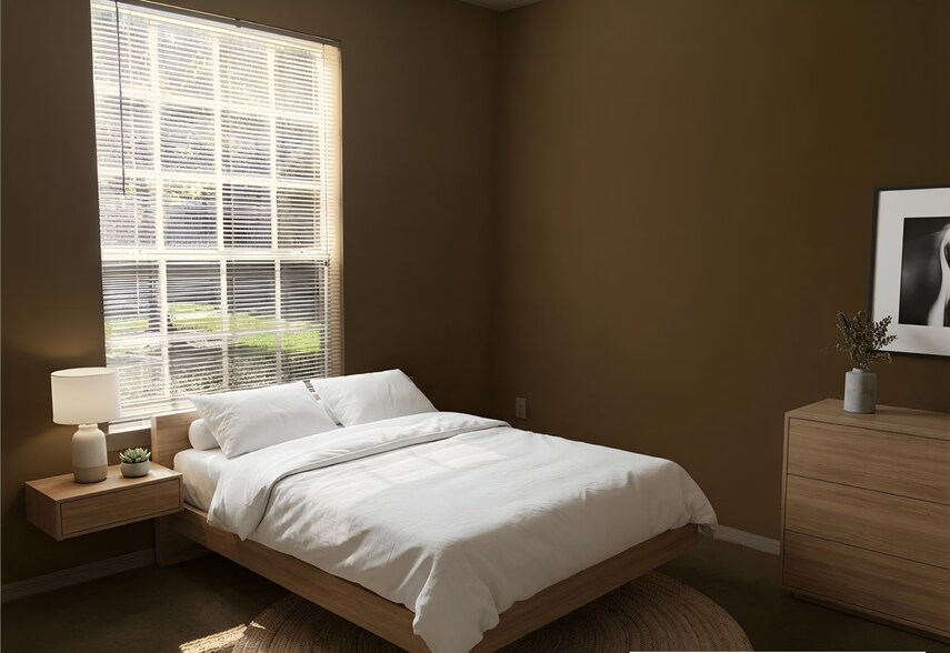 Building Photo - 860 Grand Regency Pointe