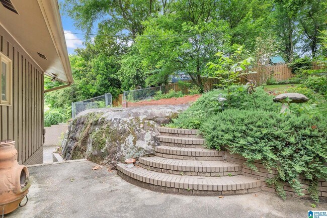 Building Photo - 373 Laredo Dr