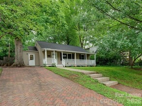 Building Photo - 2329 Kingsbury Dr