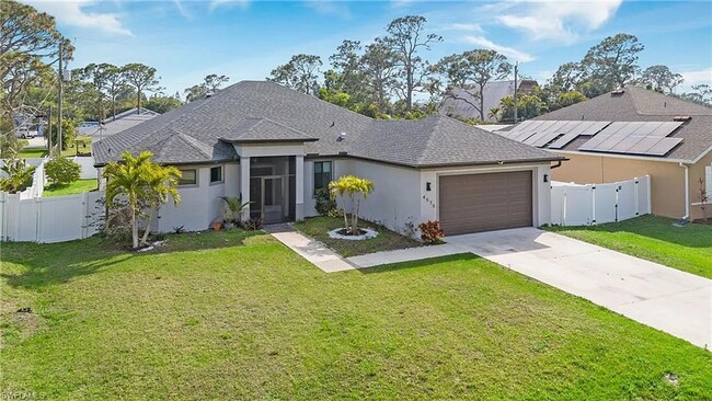 Building Photo - Spacious 4 Bedroom, 3 Bath Single-Family H...
