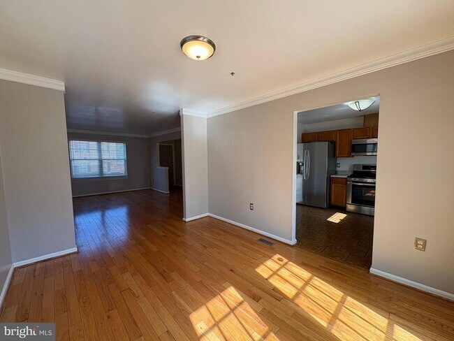 Building Photo - 4005 Blakney Ln SE