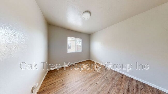 Building Photo - 22815 Grand St