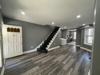 Building Photo - 1611 S Yewdall St