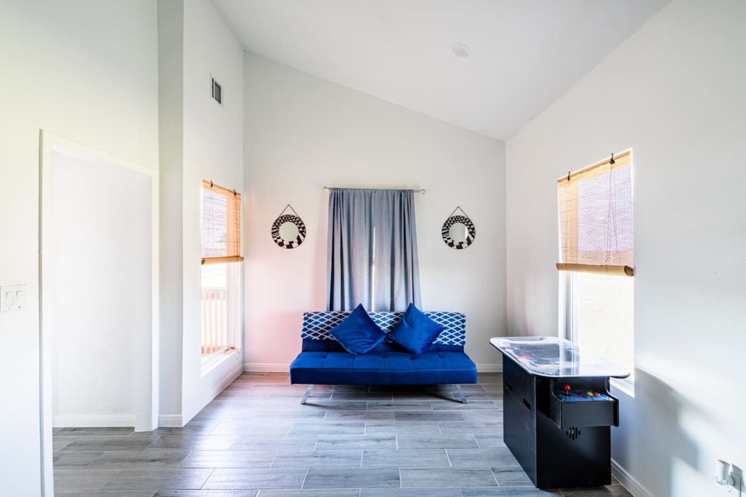 Building Photo - 920 17th St