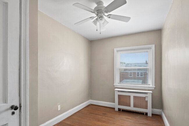 Building Photo - 710 Edmondson Ave