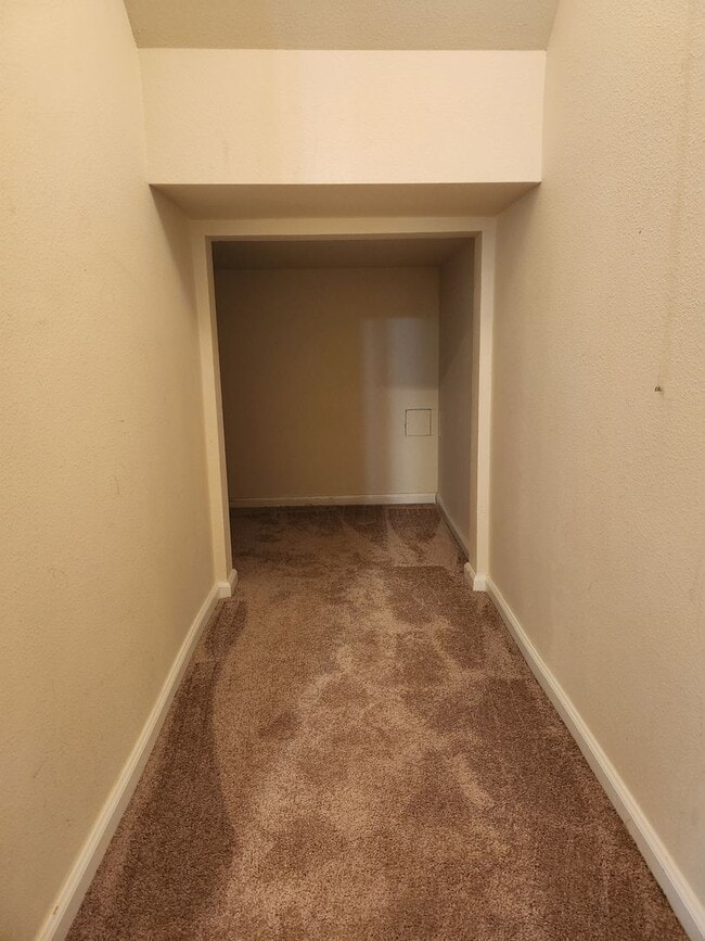 Building Photo - Desirable Home Located In Silverdale
