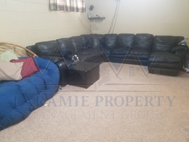 Building Photo - 1318 Shield St