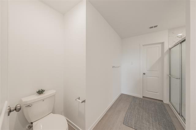 Building Photo - 3013 Tooley Dr