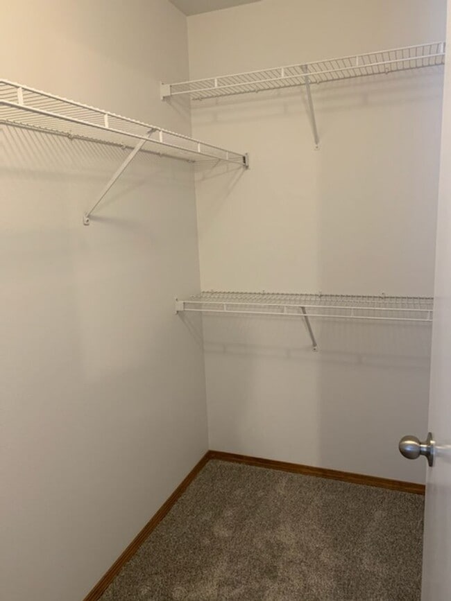 Building Photo - Beautiful home in Coeur D Alene place