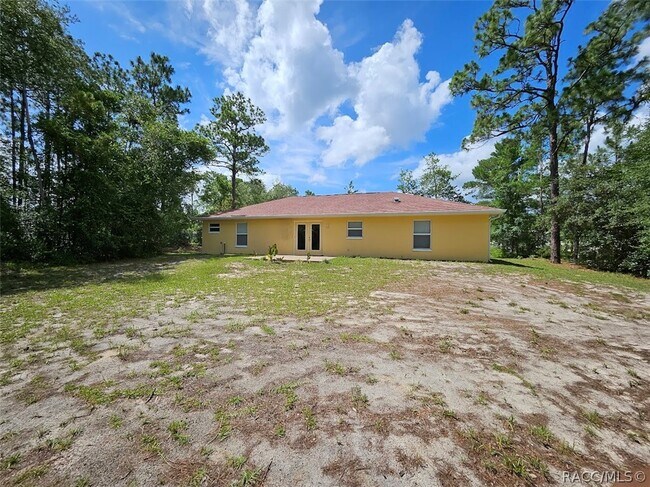 Building Photo - 844 W Wycliffe Ln