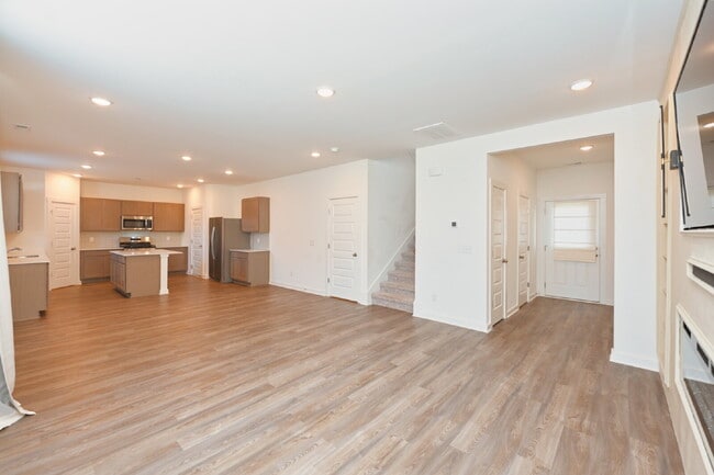 Building Photo - Modern 2024 New Construction in Sage Farms – Steps from Dog Park & Trails!