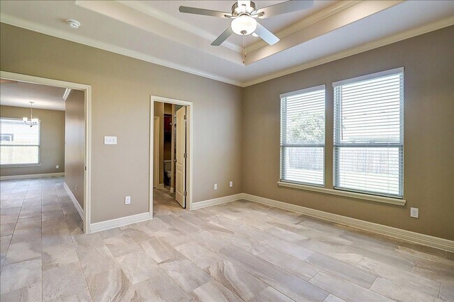 Building Photo - 3153 Seawolf Dr