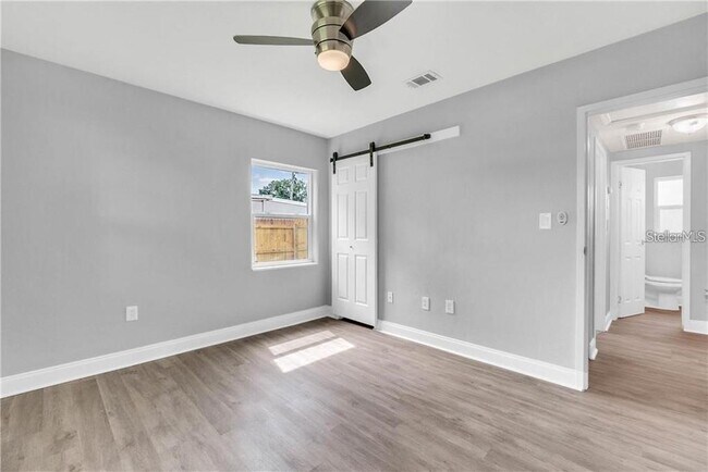 Building Photo - 1610 Tulane St