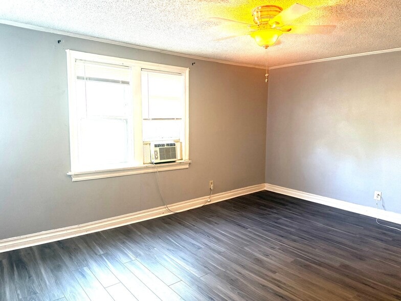 Building Photo - 1117 NW 38th St
