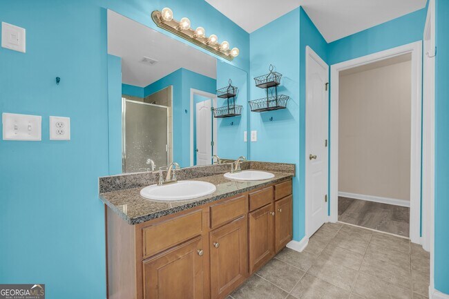 Building Photo - 816 Kaitlyn Dr