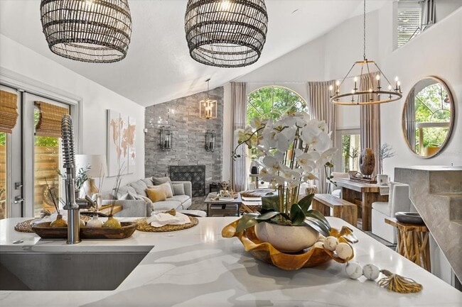 Building Photo - 989 Summer Lakes Dr