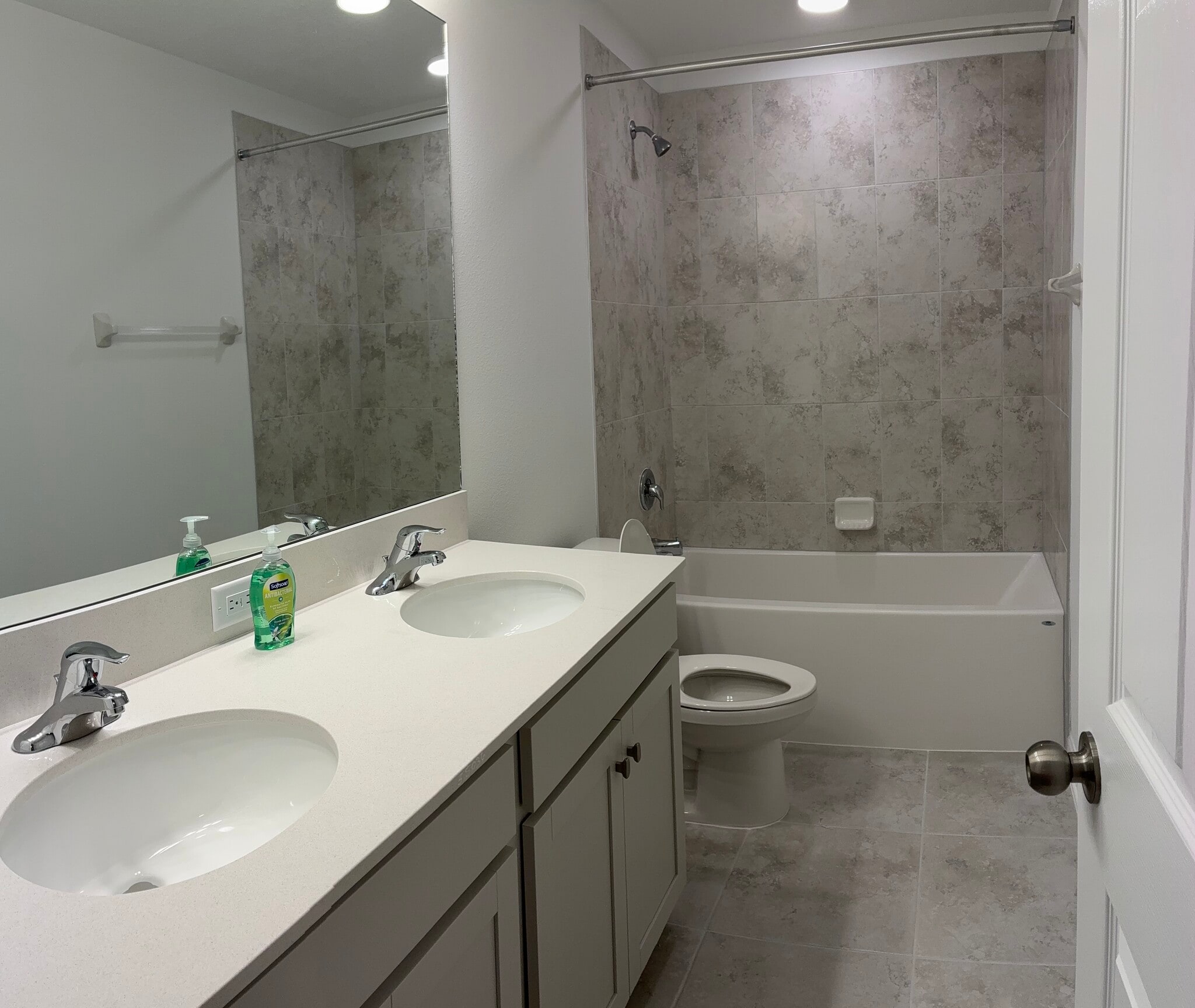 Building Photo - 3258 Autumn Rock Dr