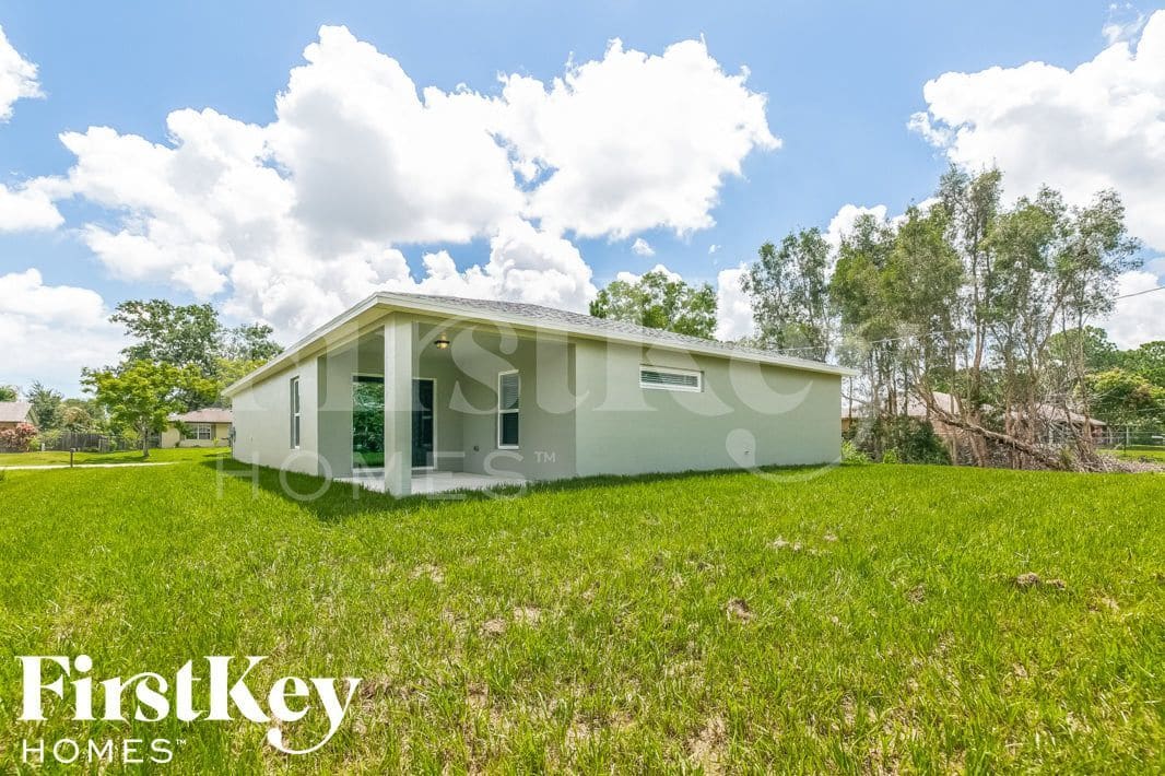 Building Photo - 1950 SW Sylvester Ln