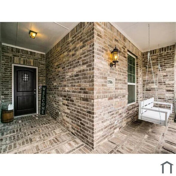 Building Photo - 1506 Canyon Creek Rd