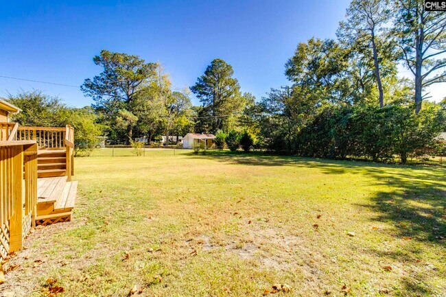 Building Photo - 7712 Burdell Dr