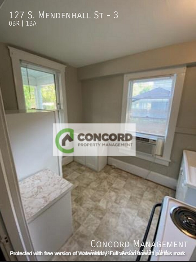 Building Photo - 127 S Mendenhall St