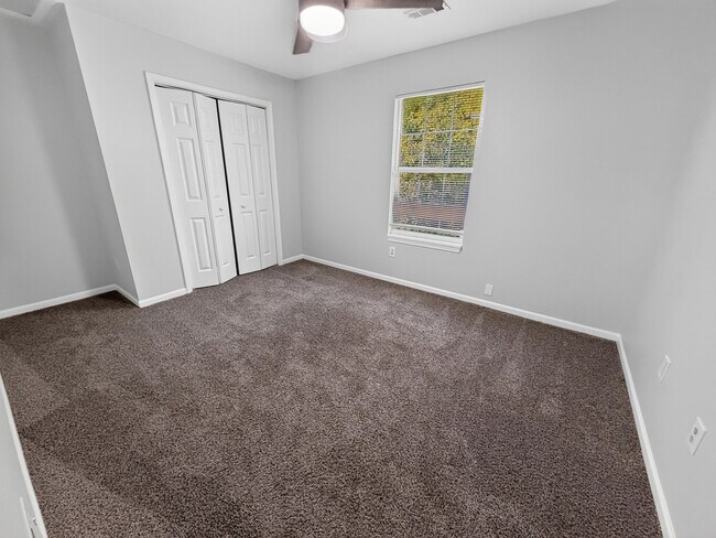 Building Photo - 5318 Godas Cir