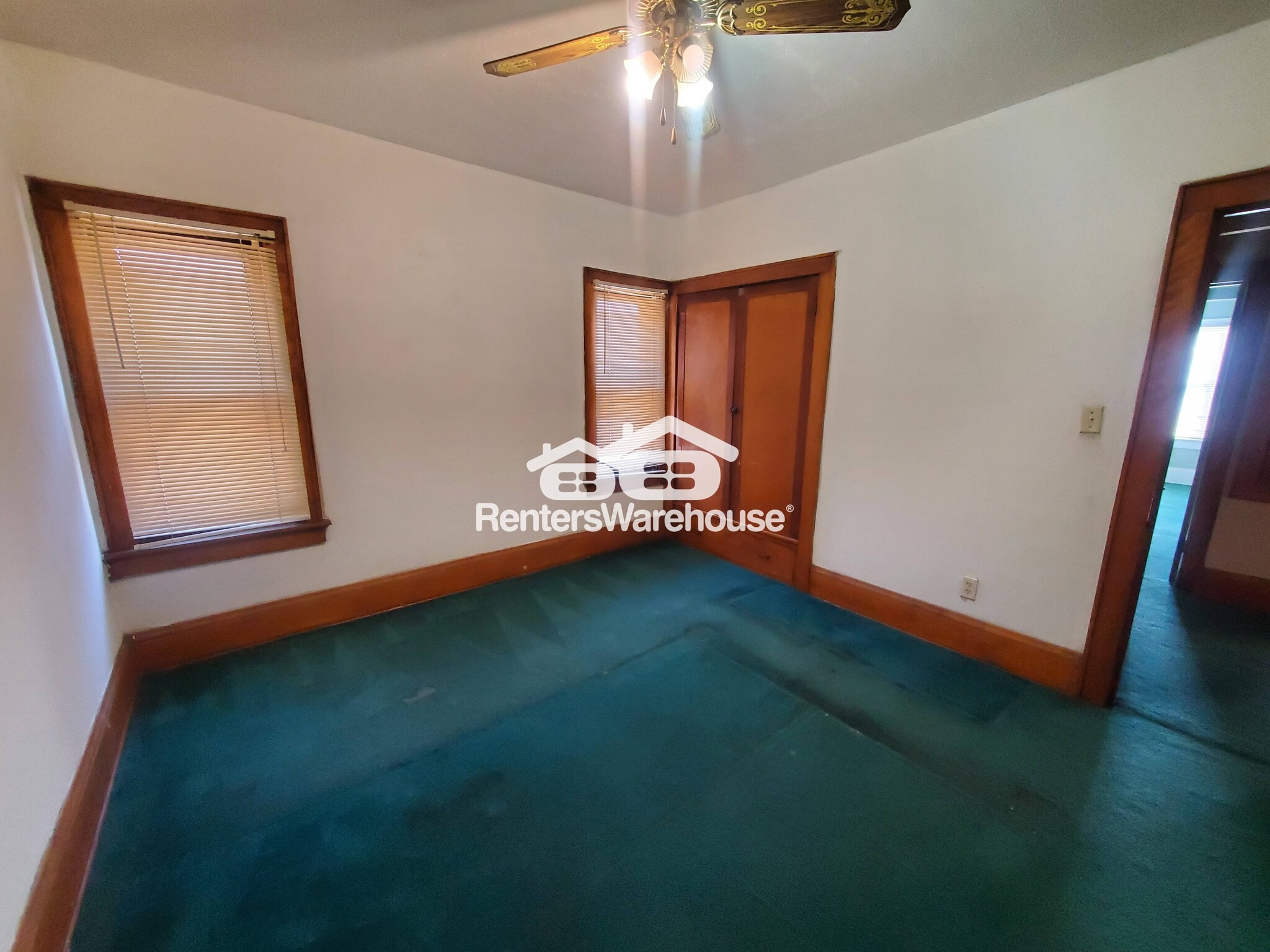 Building Photo - 2730 N 48th St
