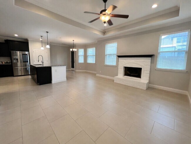 Building Photo - AVAILABLE NOW; APPLY AT OUR WEBSITE TODAY!!