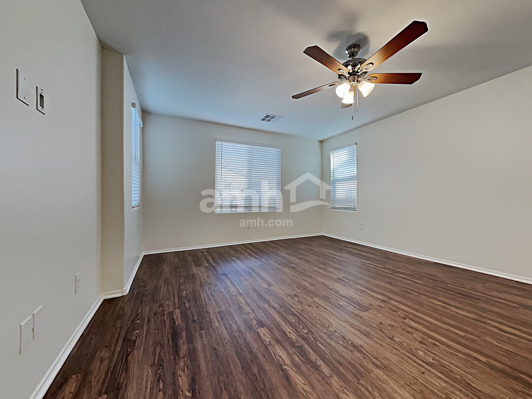 Building Photo - 7700 Flowering Quince Dr