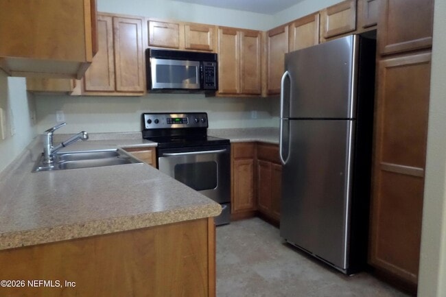 Building Photo - 10150 Belle Rive Blvd