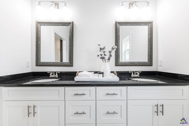 Building Photo - 106 Leisure Pointe Rd