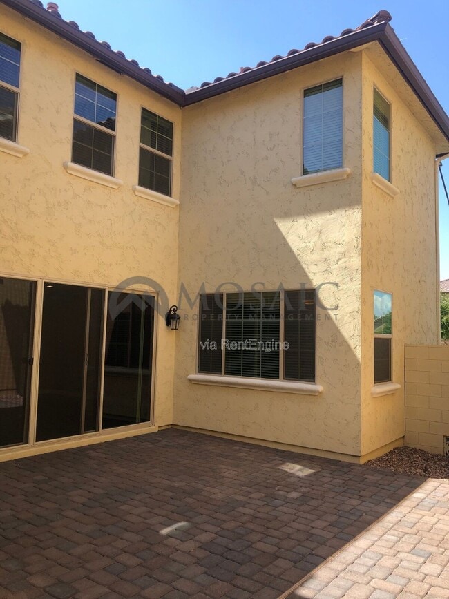 Building Photo - 3717 E Galveston St