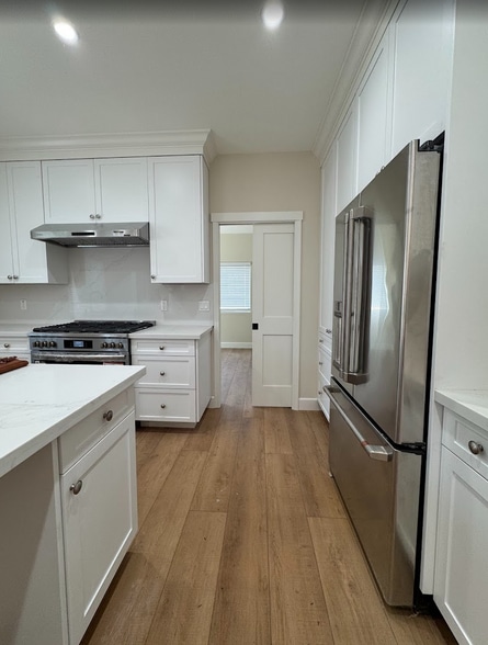 Building Photo - 3729 Cannes Pl