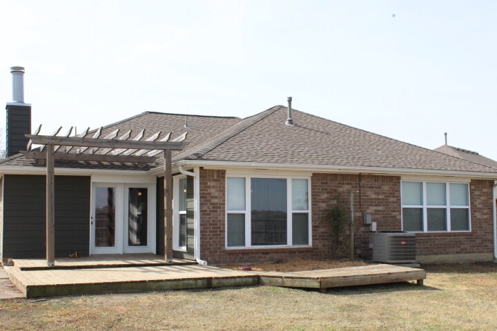 Building Photo - 505 SW 149th Pl