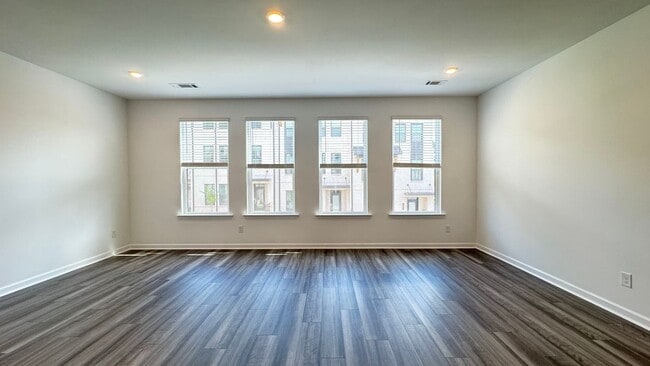 Building Photo - 55 Peeples Dr