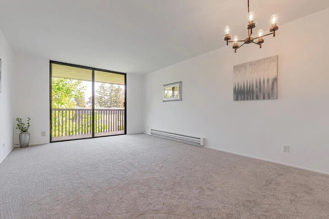 Building Photo - "Spacious 1-Bed Sanctuary with Luxurious F...