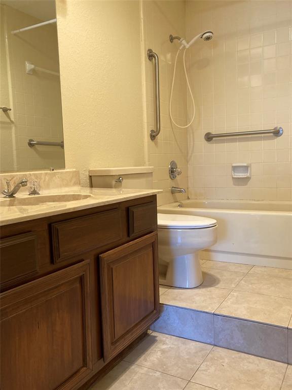 Building Photo - 3100 Devonshire Dr