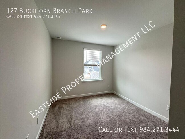Building Photo - 127 Buckhorn Br Pk