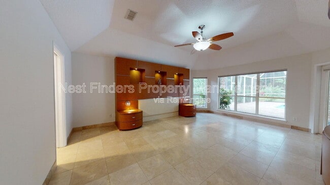 Building Photo - 7911 Vineyard Lake Rd N
