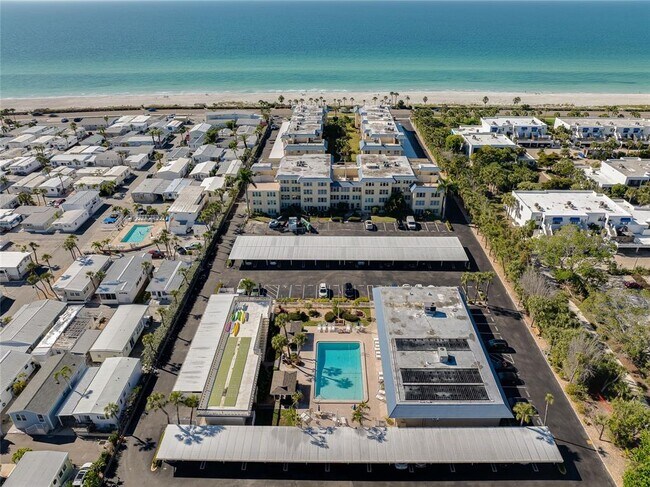 Building Photo - 3806 Gulf of Mexico Dr